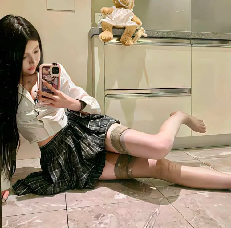【高能反转】《三年A班》全集高清：班主任绑架全班学生，揭露网络暴力真相