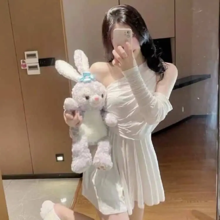 纯洁无瑕的初恋《侧耳倾听》吉卜力青春经典：喜欢小提琴的男孩与写小说的女孩互相勉励的绝美青春