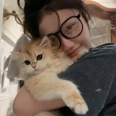 【爆笑同居】《宠物情人》志尊淳入山法子：职场女强人捡到年下美少年当宠物养，超甜同居生活