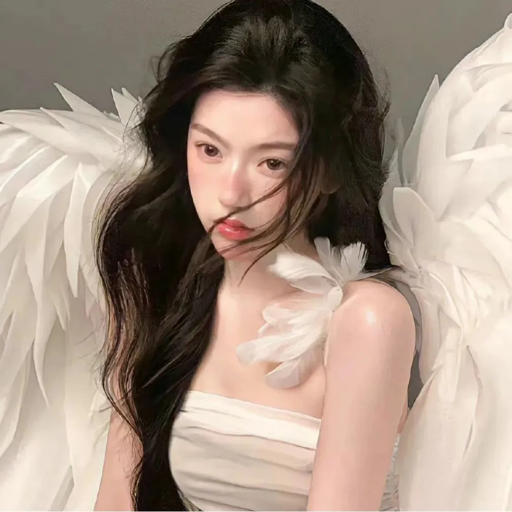 【社会反思】《明天，我会成为谁的女友》全集在线：出租女友、陪酒女、追星族的边缘女性真实生活图鉴